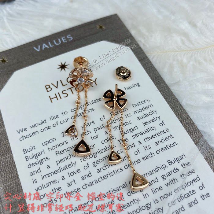 Bvlgari飾品 寶格麗V金鍍咪金花朵耳環耳飾  zgbq3186